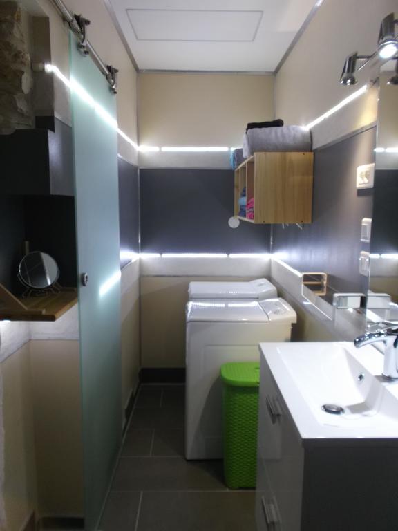 Racine De Pierre Castres (Tarn) Room photo